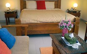 Sansuk Gay Sauna And Guesthouse